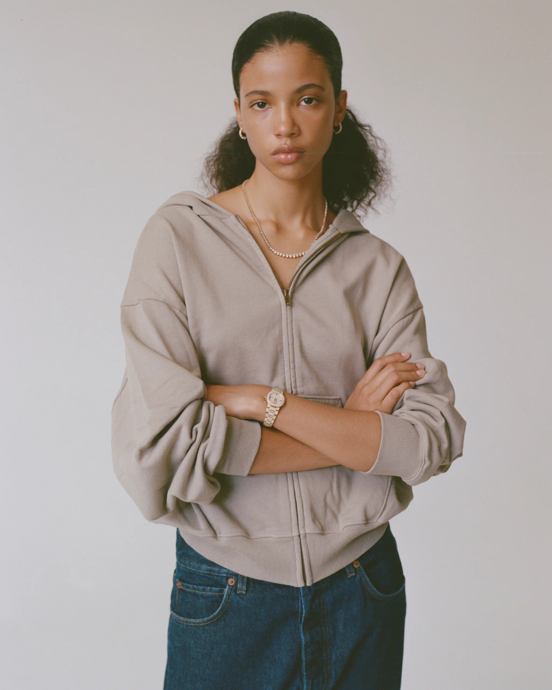 Hoodie Branding – From Blank to Signature Piece